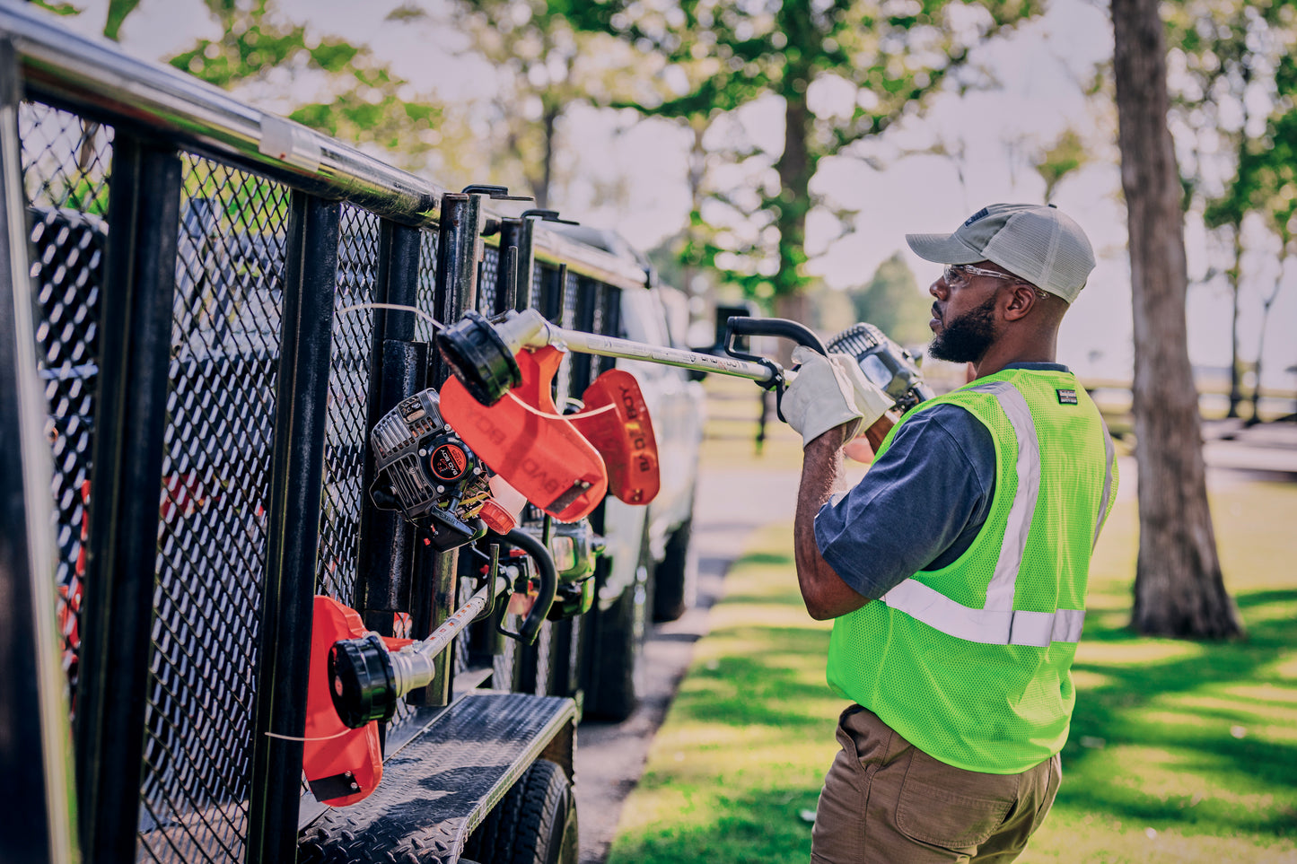 Bad Boy ST 254 - Weed String Trimmer - Gas Powered - Commercial Series - Part # 088-7666-00.