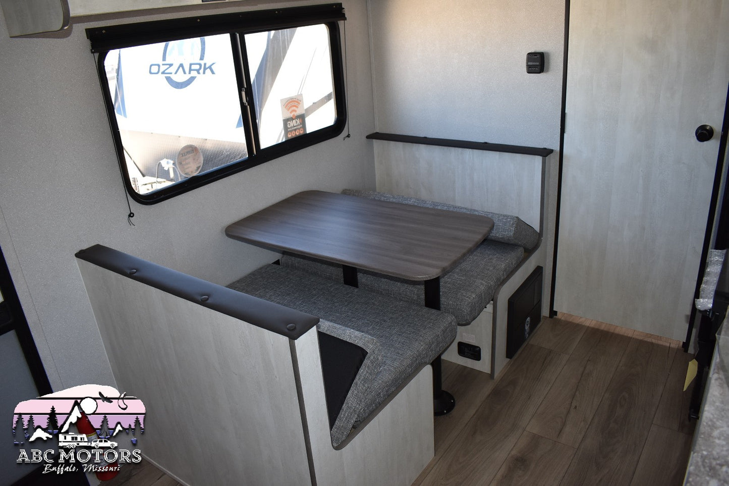 Forest River Shasta Oasis - 18FQ Floorplan - Travel Trailer RV - 23 ft - 2024 Edition