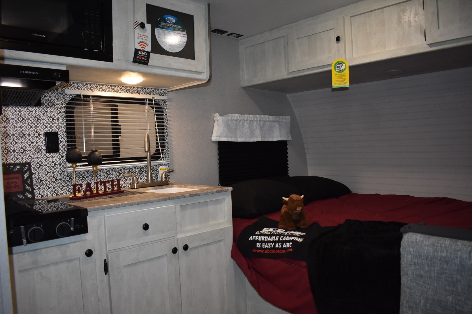 Forest River Shasta Oasis Compact - 16BH Floorplan - Travel Trailer RV - 17 ft - 2025 Edition.