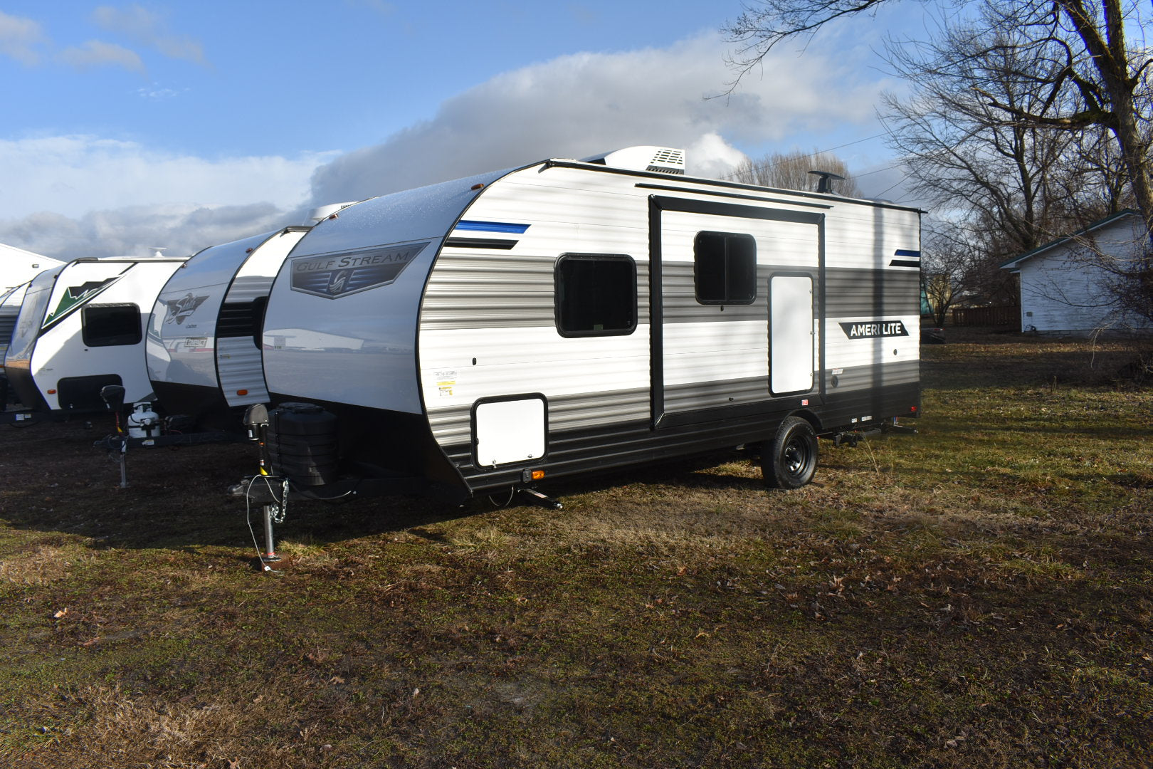 Gulf Stream Ameri-Lite - 228SB Floorplan - Travel Trailer RV - 23 ft - 2025 Edition.