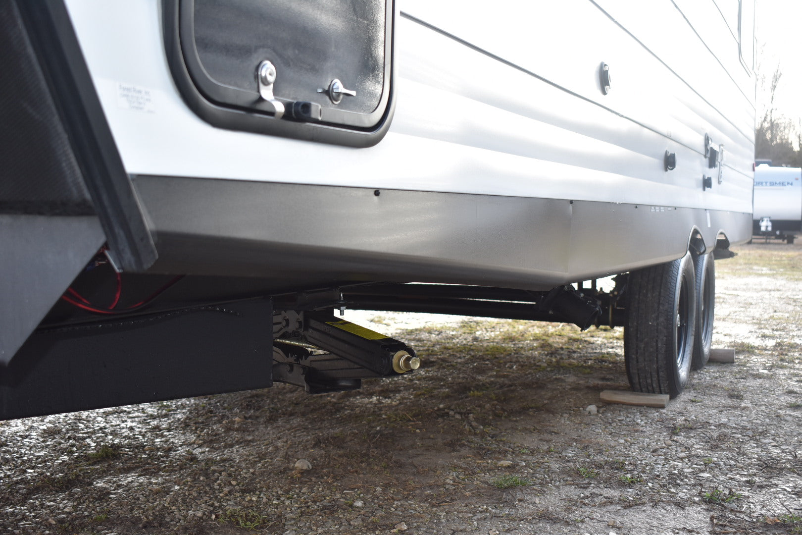 Forest River Shasta Oasis I-5 - 521CK Floorplan - Travel Trailer RV - 25 ft - 2025 Edition.