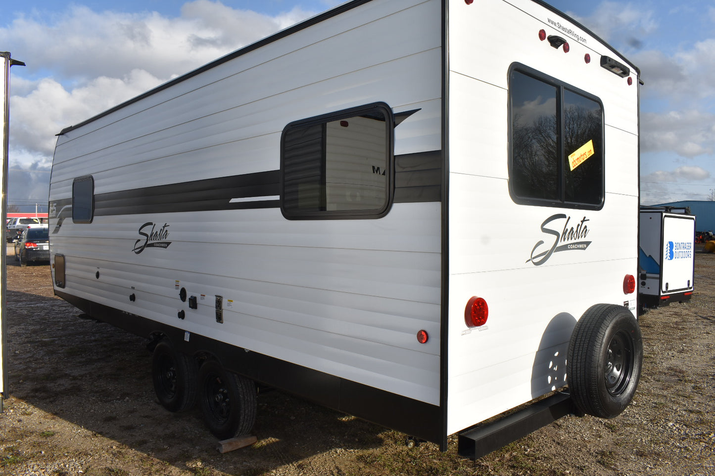 Forest River Shasta Oasis I-5 - 521CK Floorplan - Travel Trailer RV - 25 ft - 2025 Edition