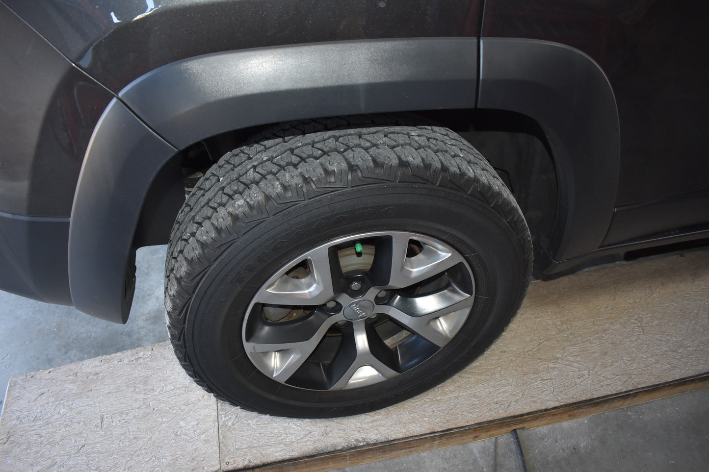 2015 Jeep Cherokee - Trailhawk - SUV - 147,909 Miles - Pre-Owned Vehicles