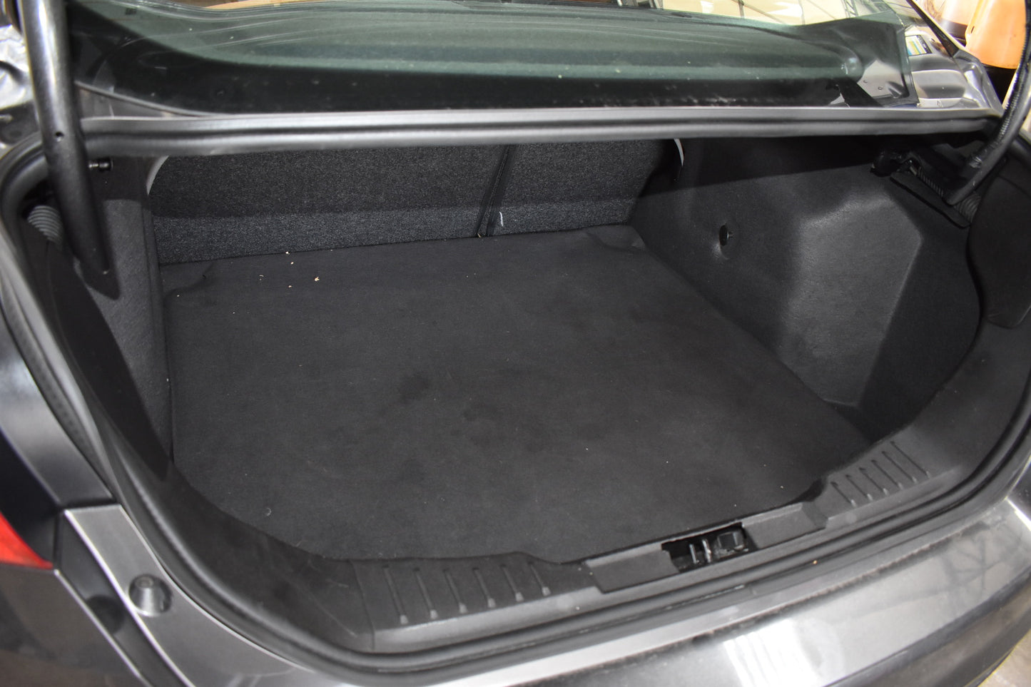 2016 Ford Focus SE - 104,513 Miles - Pre-Owned Vehicle.