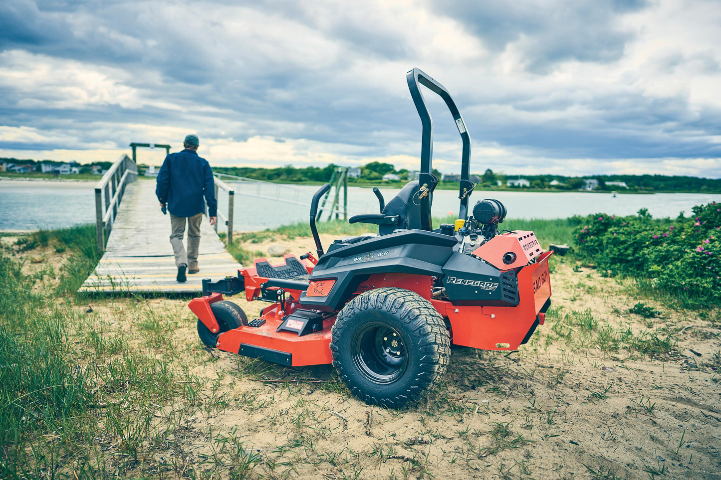 Bad Boy Renegade - Zero-Turn Riding Lawn Mower