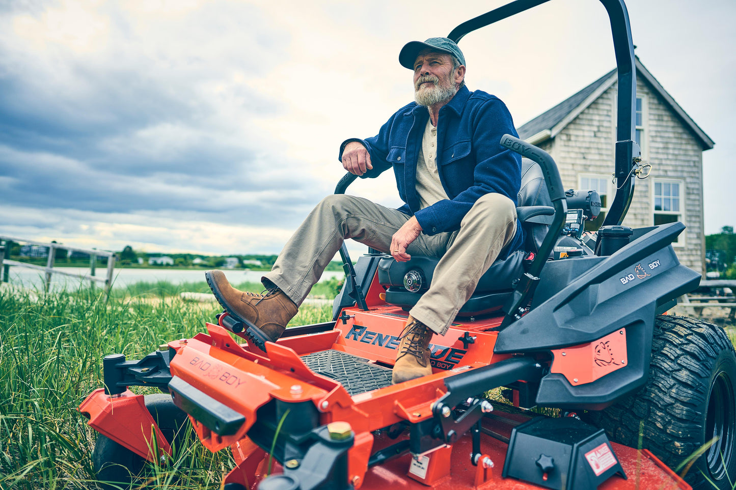 Bad Boy Renegade - Zero-Turn Riding Lawn Mower