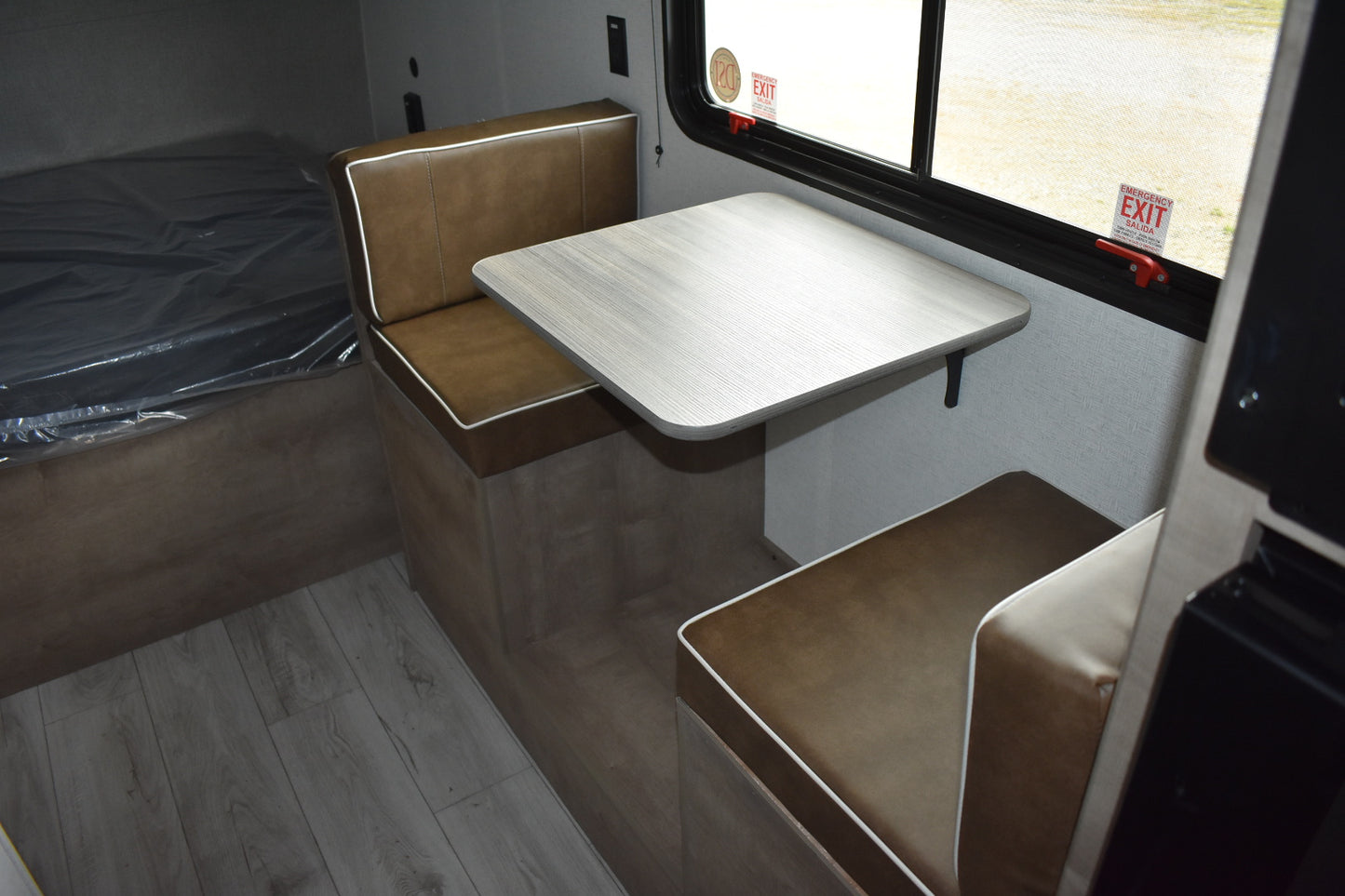 2025 Keystone Springdale Classic Mini - 1400RE Floorplan - Travel Trailer RV - 16ft - 2025 Edition