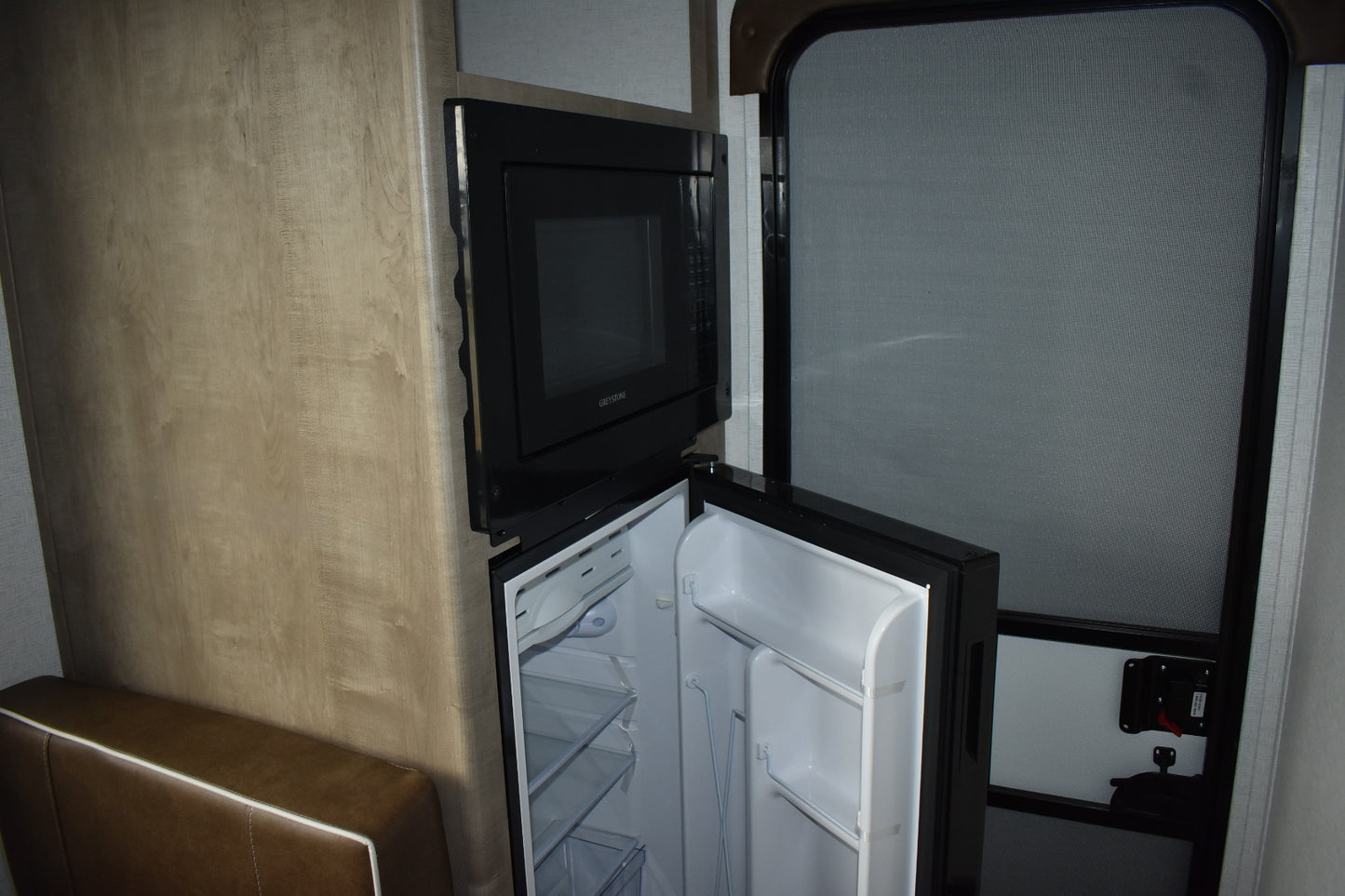 2025 Keystone Springdale Classic Mini - 1400RE Floorplan - Travel Trailer RV - 16ft - 2025 Edition