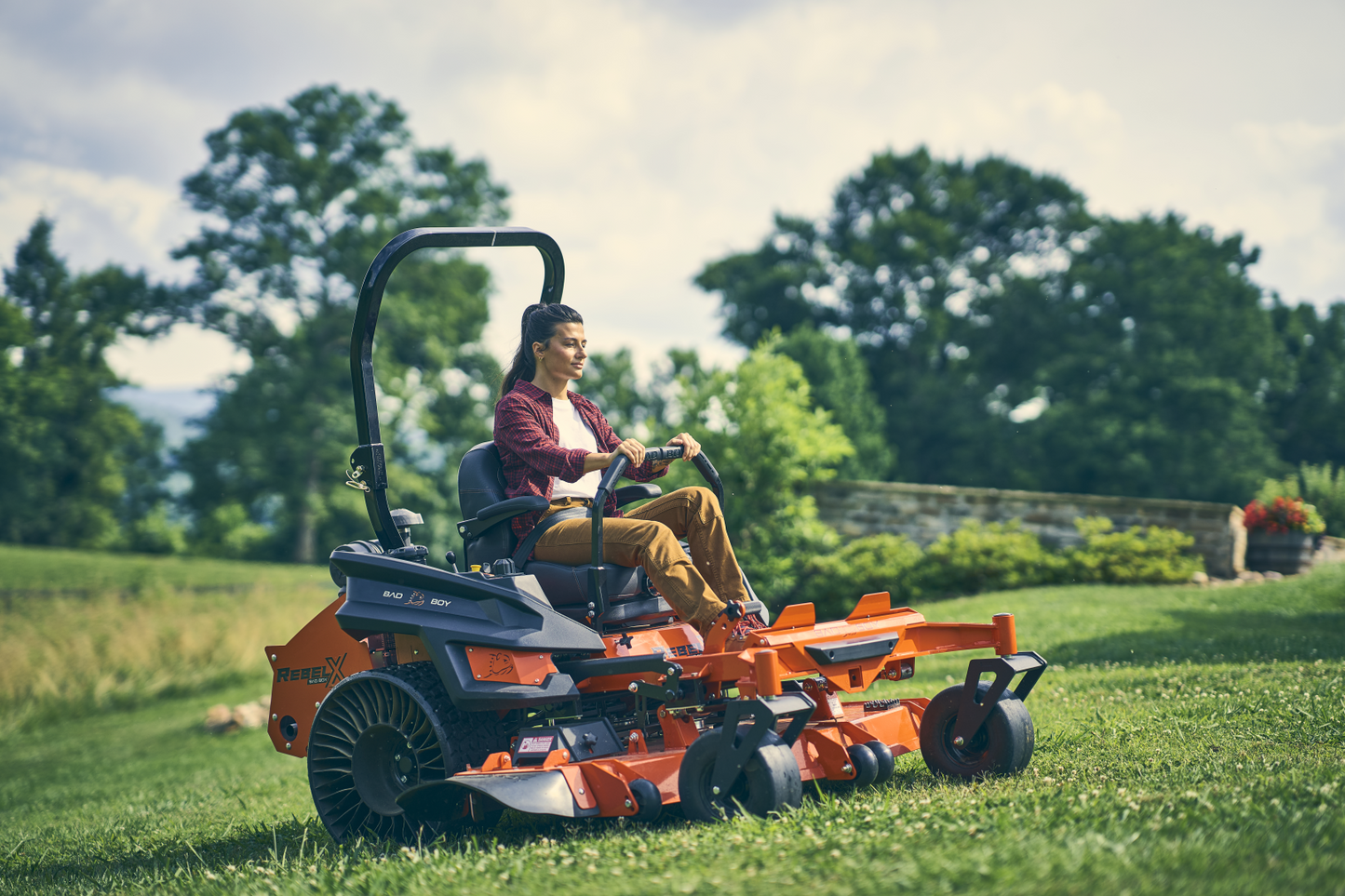 Bad Boy Rebel X - Zero-Turn Riding Lawn Mower | Deck Sizes - 61" & 72" | Kawasaki, Briggs & Stratton Engine Options