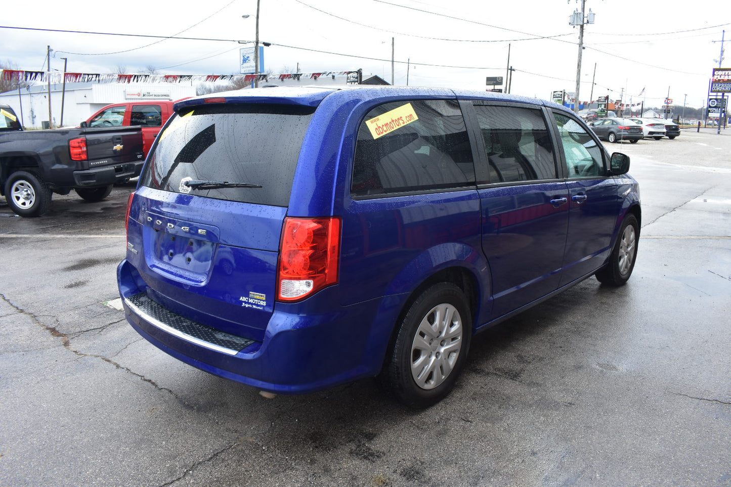 2018 Dodge Grand Caravan SE - 59,563 Miles - Van - Pre-Owned Van