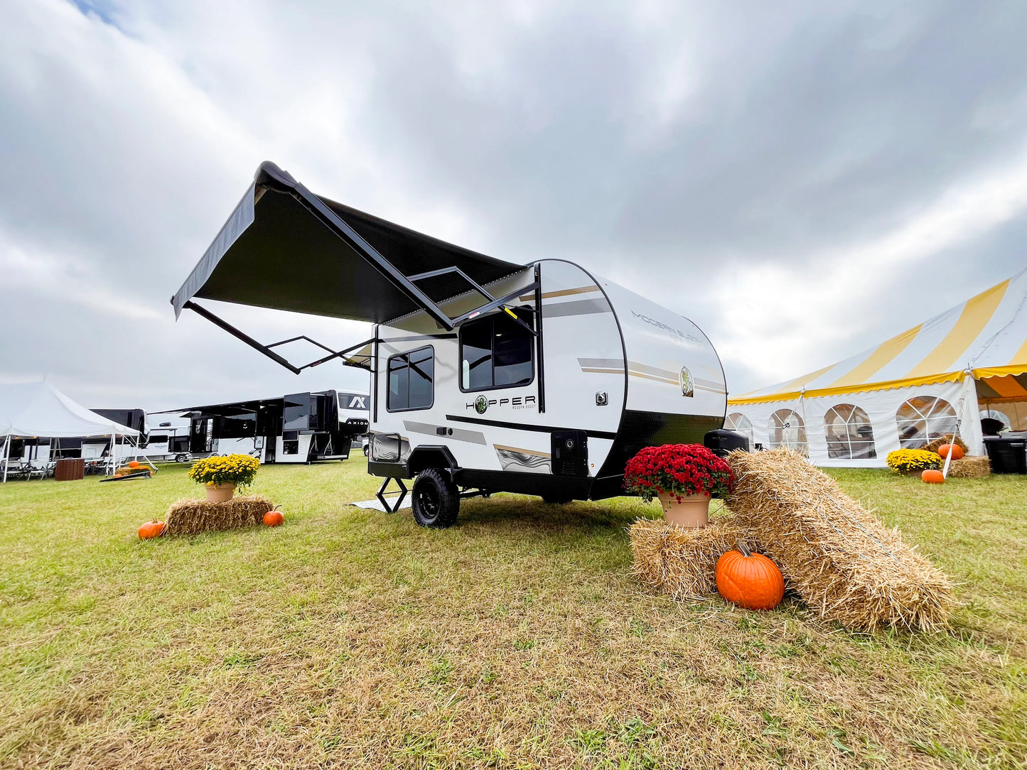 Modern Buggy RV - Hopper 1 Floorplan - Travel Trailer Tear Drop RV - 16.2 ft - 2026 Edition - New