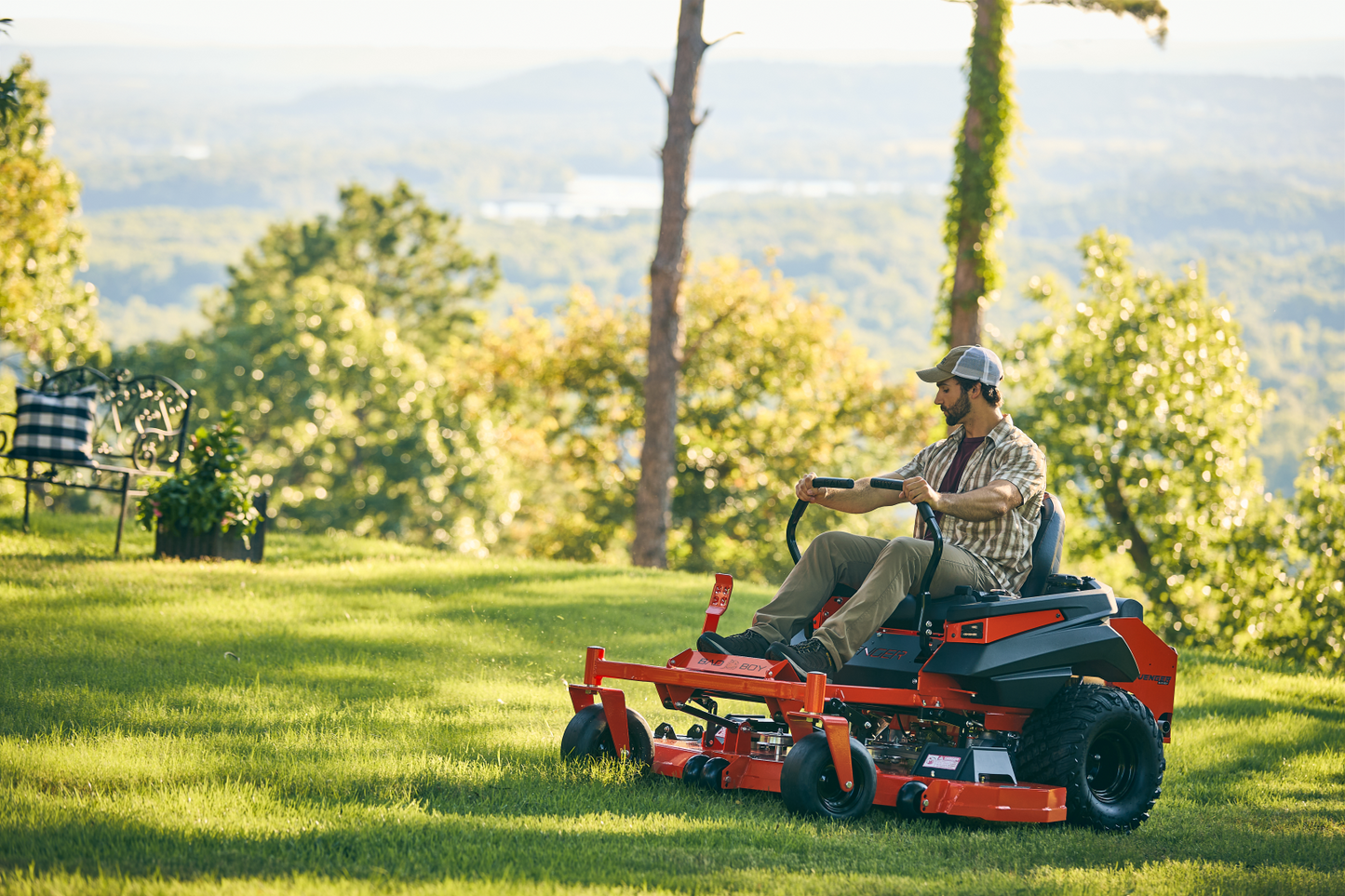 Bad Boy ZT Avenger - Zero-Turn Riding Lawn Mower
