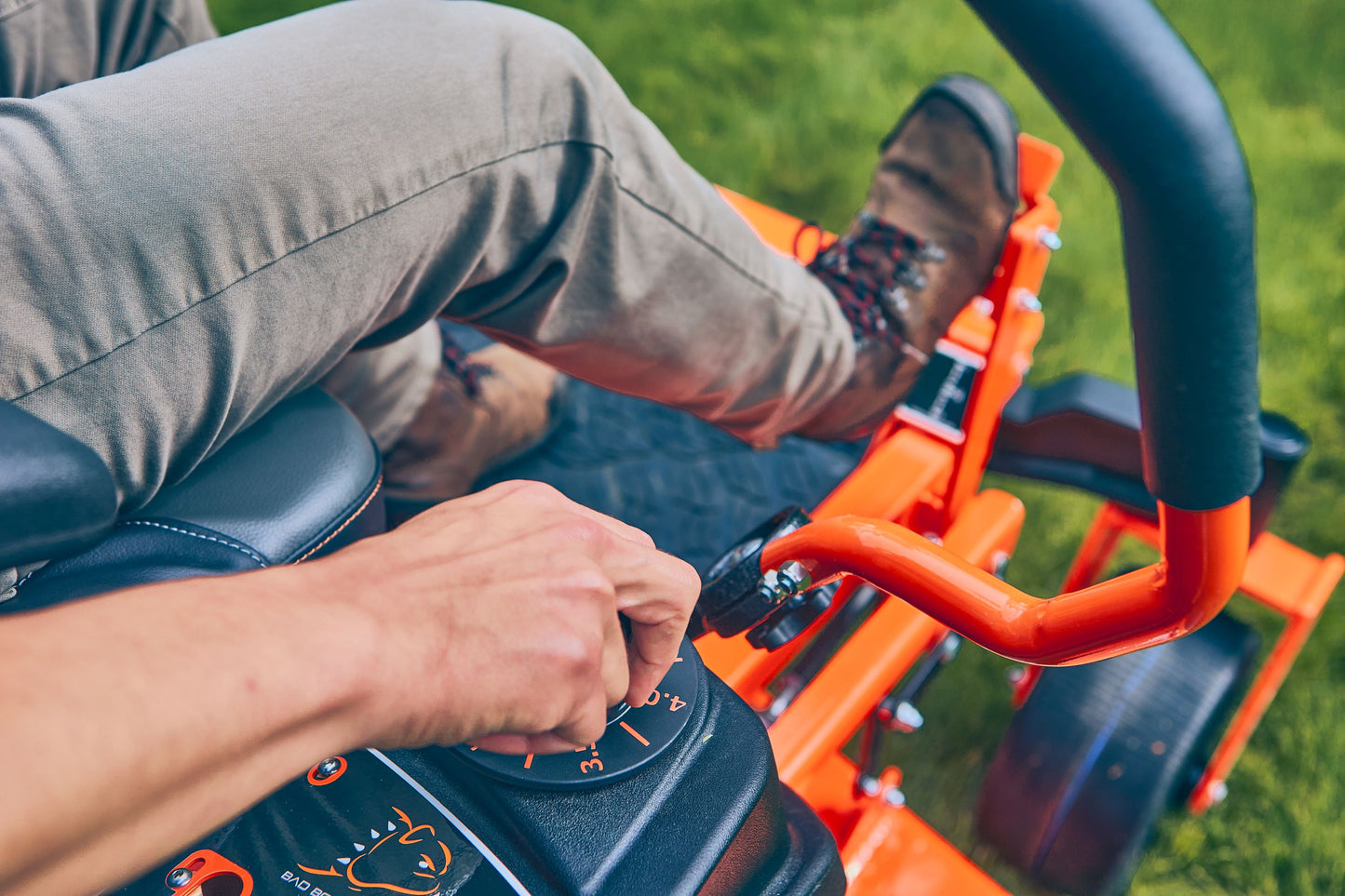 Bad Boy Maverick HD - Zero-Turn Riding Lawn Mower