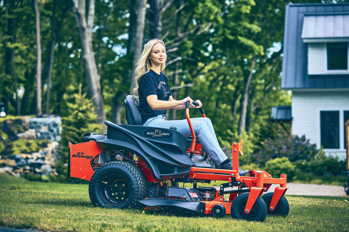 Bad Boy ZT Avenger - Zero-Turn Riding Lawn Mower