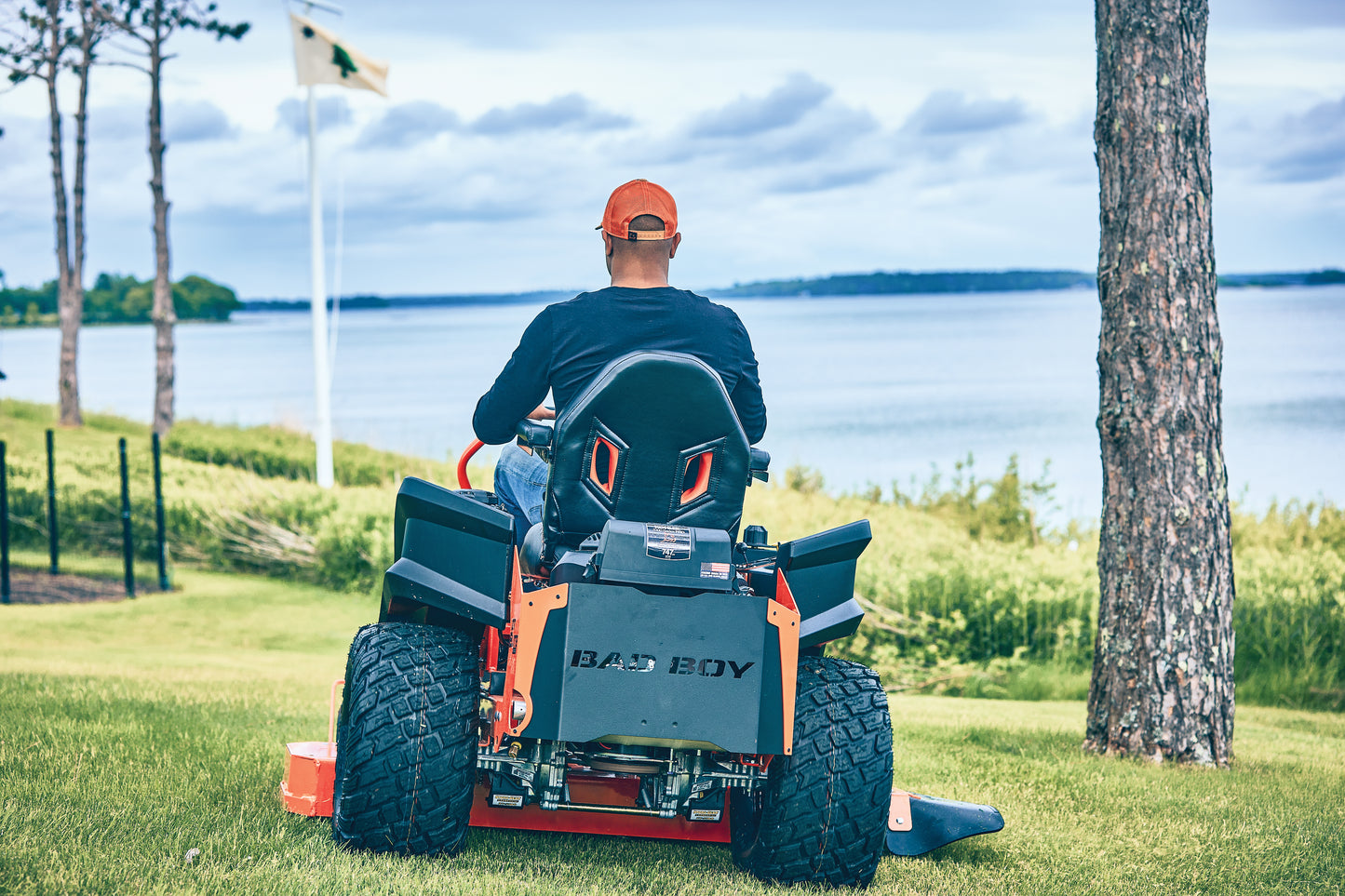 Bad Boy ZT Elite - Zero-Turn Riding Lawn Mower