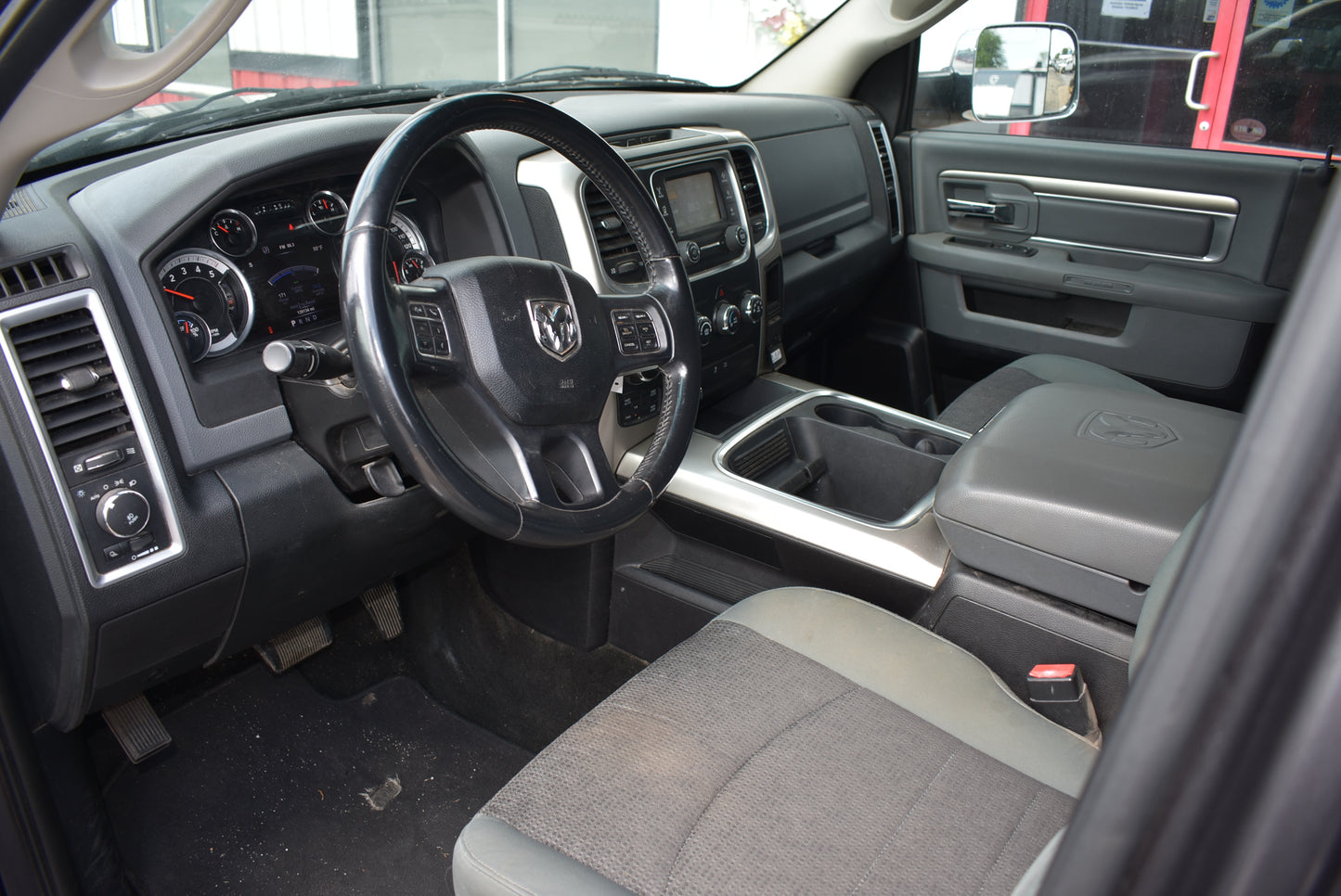 2015 Ram 1500 SLT - 4WD - Crew Cab - Truck - 139134 Miles - Pre-owned Vehicle