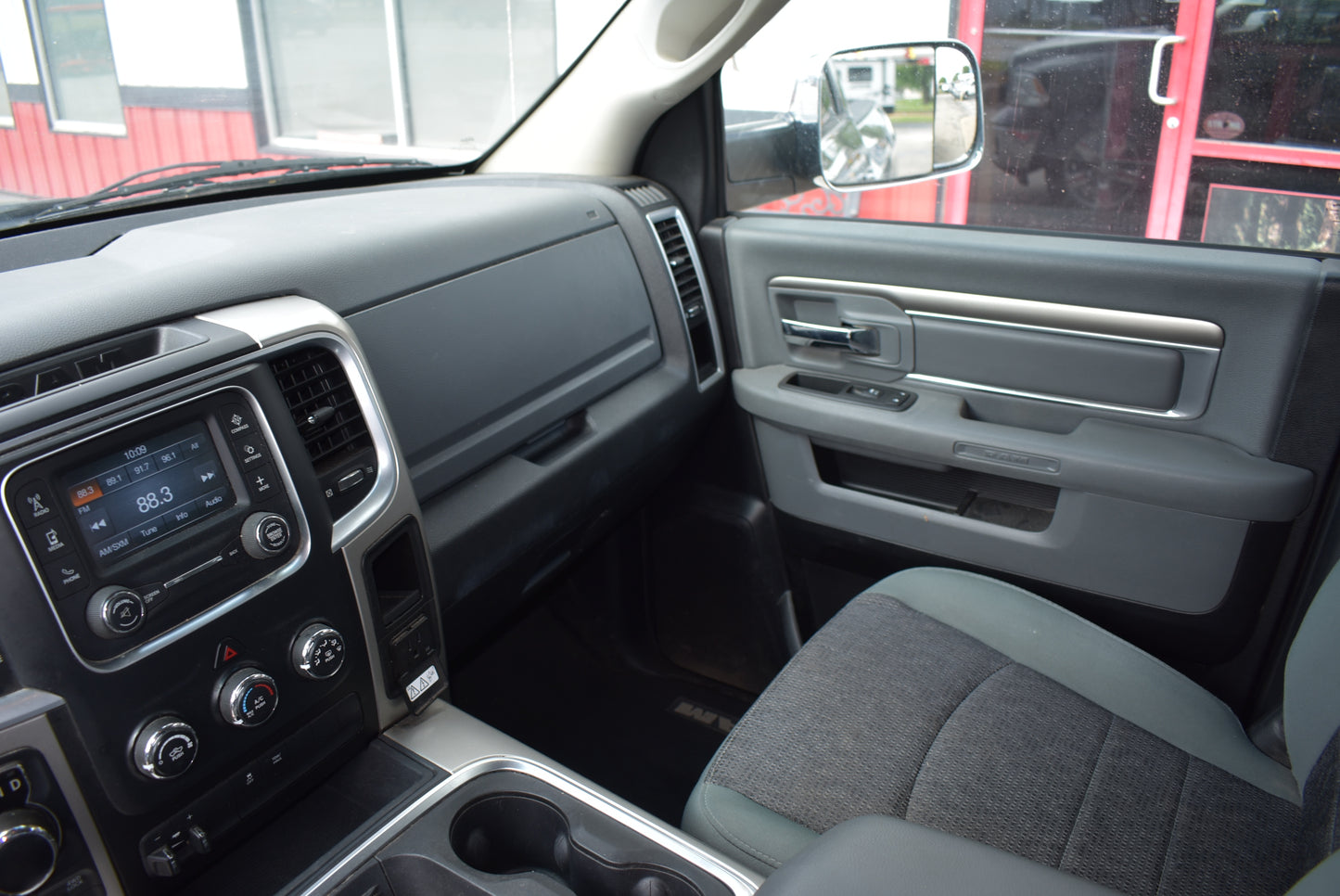 2015 Ram 1500 SLT - 4WD - Crew Cab - Truck - 139134 Miles - Pre-owned Vehicle