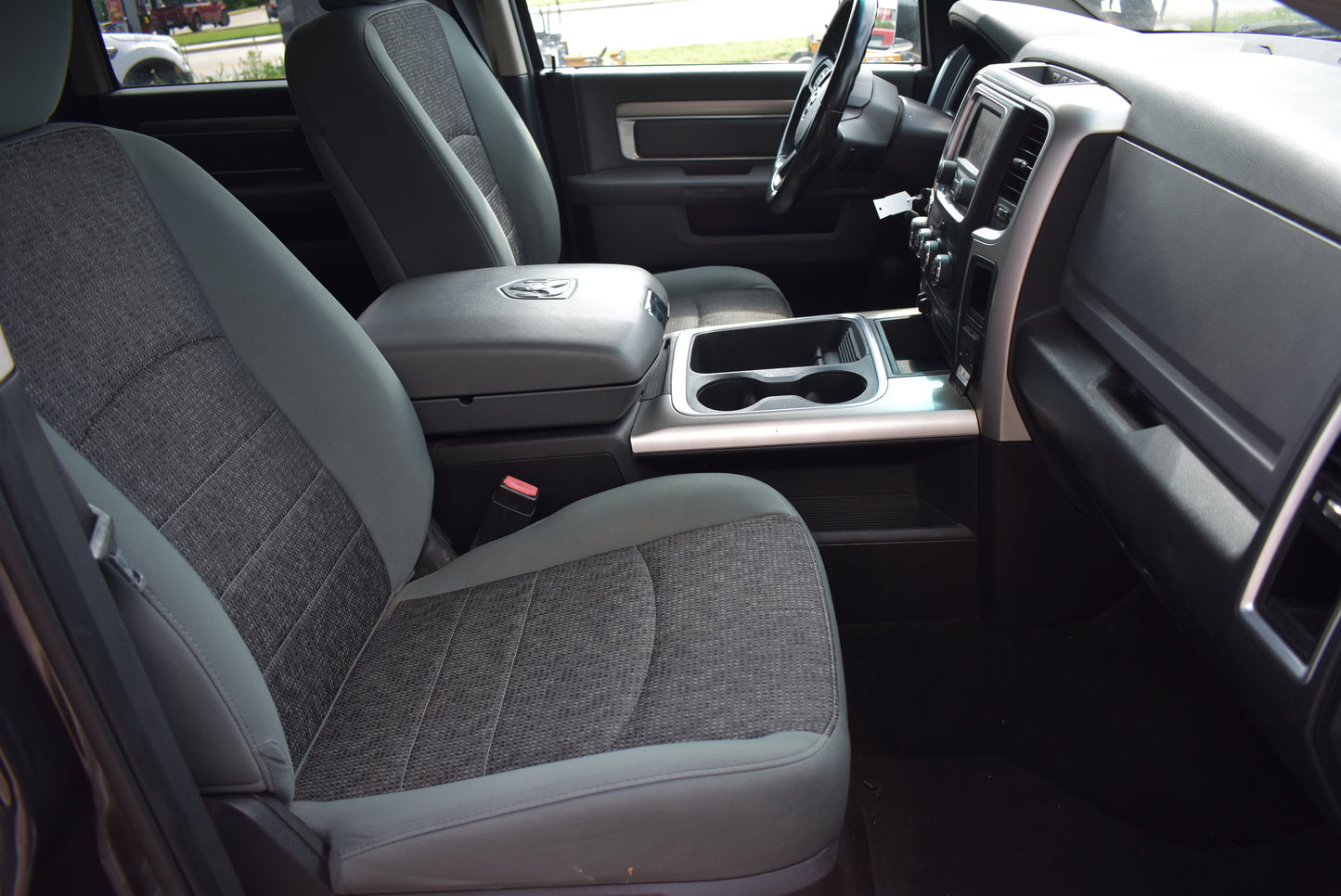 2015 Ram 1500 SLT - 4WD - Crew Cab - Truck - 139134 Miles - Pre-owned Vehicle