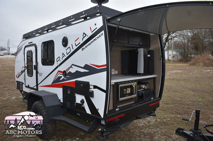 Braxton Creek Bushwhacker - 12RAD Floorplan - Travel Trailer RV - 16 ft - 2024 Edition
