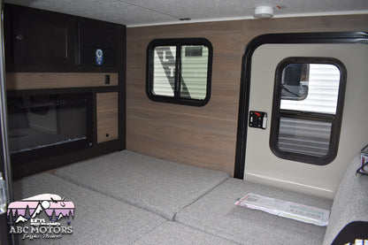 Braxton Creek Bushwhacker - 12RAD Floorplan - Travel Trailer RV - 16 ft - 2024 Edition