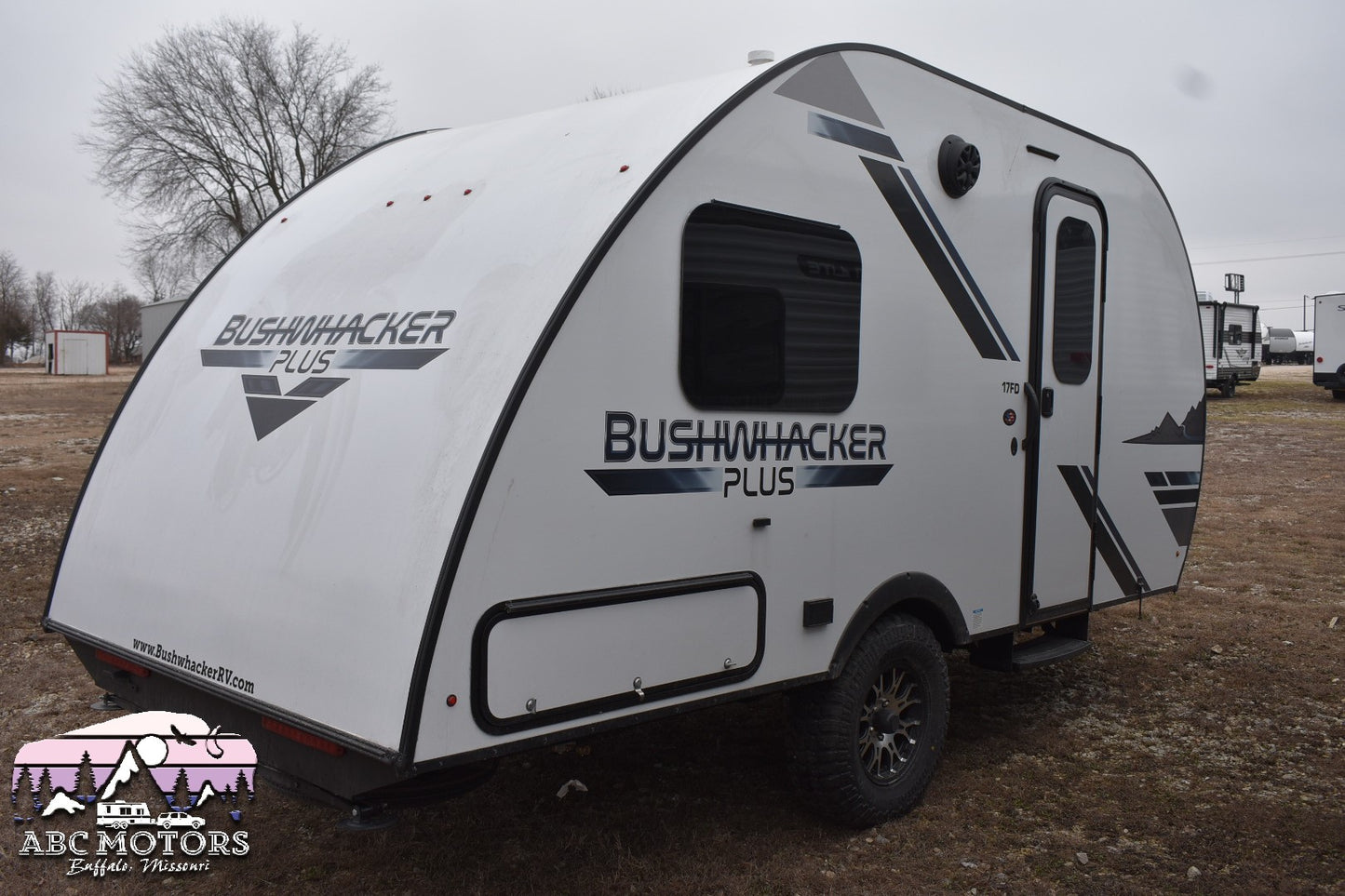 Braxton Creek Bushwhacker-  17F Floorplan- Travel Trailer RV - 2024 Edition