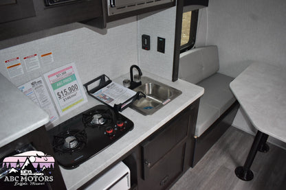 Braxton Creek Bushwhacker-  17F Floorplan- Travel Trailer RV - 17 ft - 2024 Edition