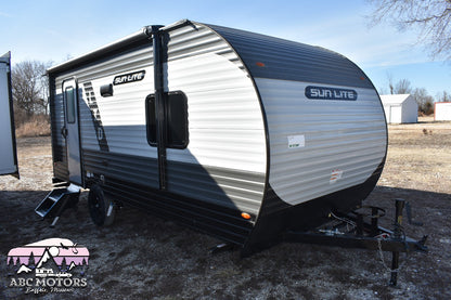 Sunset Park RV Sun Lite - 19BH Floorplan - Travel Trailer RV - 21 ft - 2024 Edition