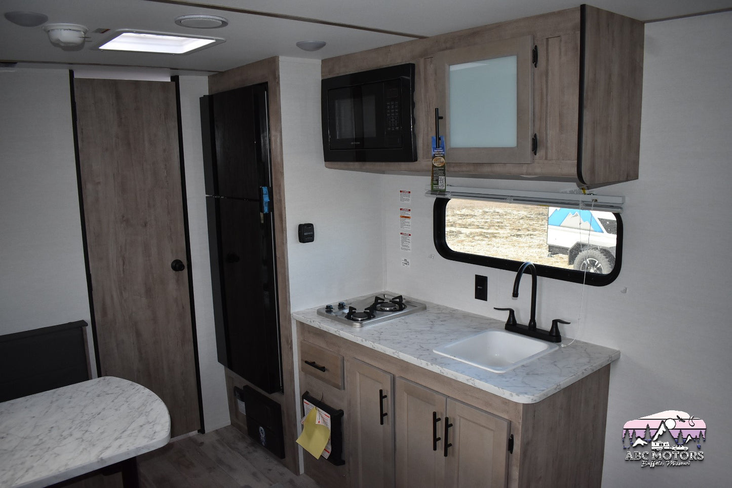 Gulf Stream Ameri-Lite - 189DD Floorplan - Travel Trailer RV - 2025 Edition