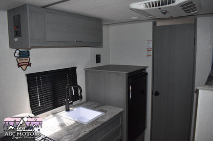 Forest River Ozark - 1620BHLE Floorplan - Travel Trailer RV - 20 ft - 2024 Edition