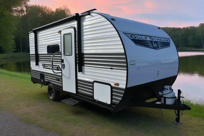 Gulf Stream Conquest - 177BH Floorplan - Travel Trailer RV - 20 ft 2025 Edition