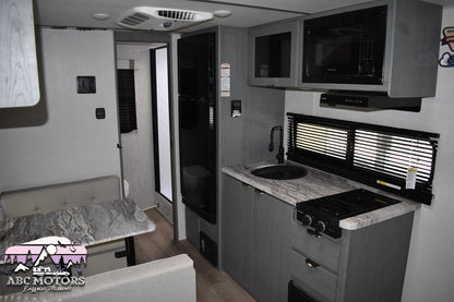 Forest River Ozark - 1660FQX Floorplan - Travel Trailer RV - 22 ft - 2024 Edition