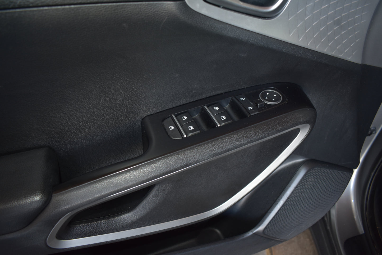 2024 Kia Soul LX | 43,245 Miles | 2.0L - 4 Cylinder | SUV | Pre-owned Vehicle