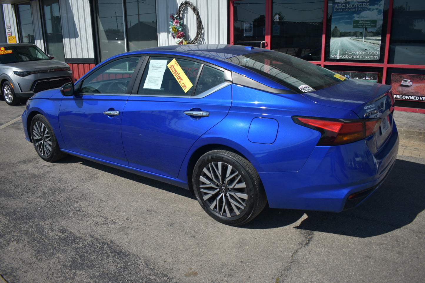2025 Nissan Altima SV | 45,350 Miles | 2.5L - 4 Cylinder | Sedan | Blue | Pre-owned Vehicle