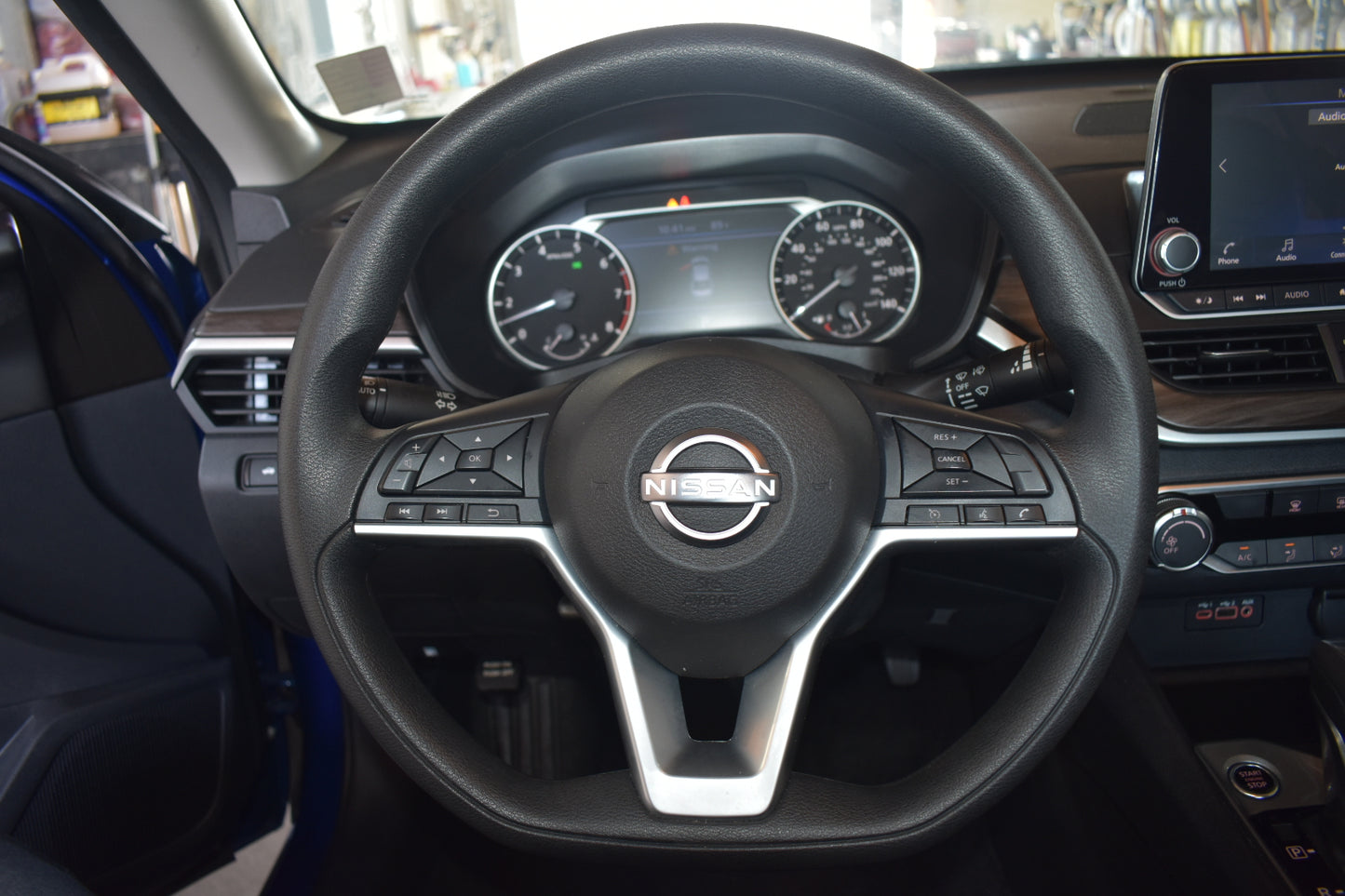 2025 Nissan Altima SV | 45,350 Miles | 2.5L - 4 Cylinder | Sedan | Blue | Pre-owned Vehicle