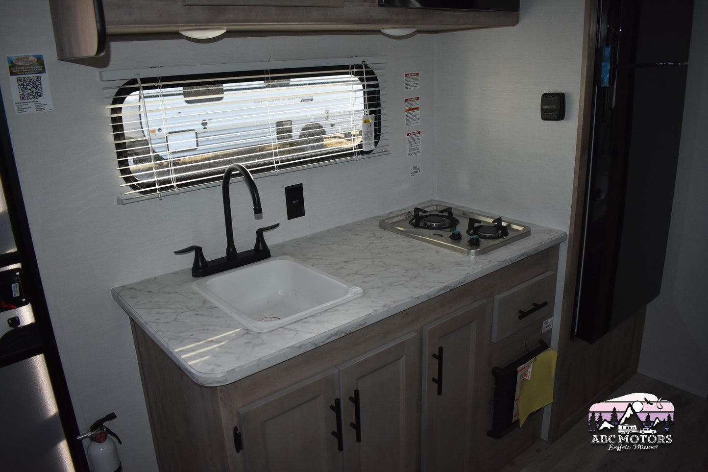 Gulf Stream Ameri-Lite - 199DD Floorplan - Travel Trailer RV - 2025 Edition