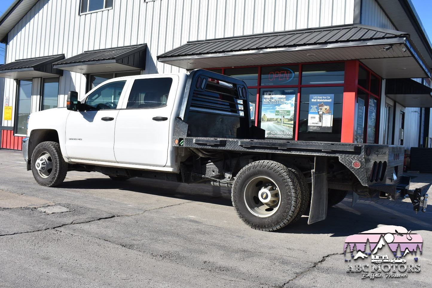 2018 Chevrolet Silverado 3500HD Cab & Chassis - Diesel - Crew Cab - 207,572 Miles - Truck - Pre-Owned Vehicles