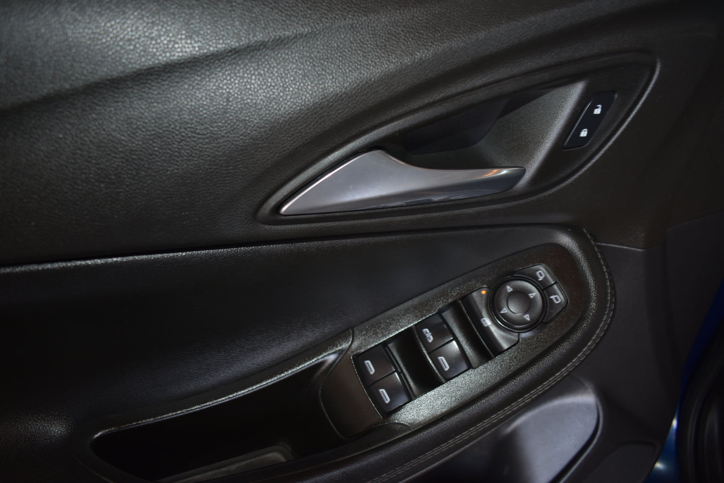 2022 Buick Encore GX | 89,464 Miles | 1.3L - 3 Cylinder | FWD | SUV | Blue | Pre-owned Vehicle