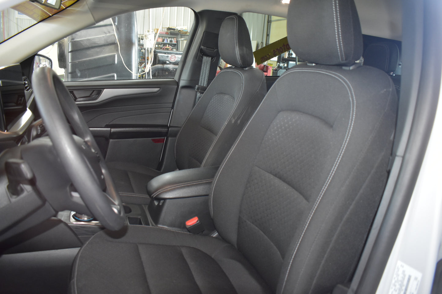 2025 Ford Escape Active | 43,083 Miles | 1.5L - 3 Cylinder | 4WD | SUV | Silver | Pre-owned Vehicle