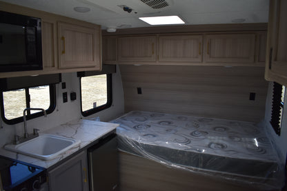 KZ RV Sportsmen Classic - 130RD Floorplan - Travel Trailer - 17 ft - 2025 Edition