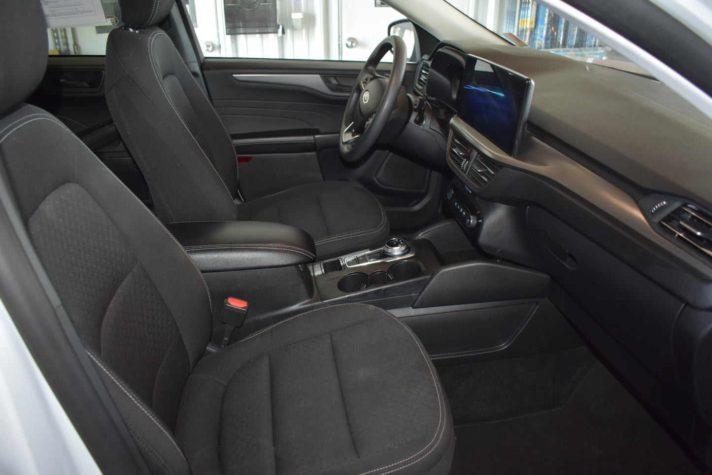 2025 Ford Escape Active | 43,083 Miles | 1.5L - 3 Cylinder | 4WD | SUV | Silver | Pre-owned Vehicle
