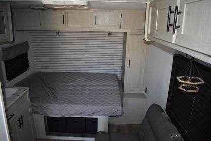 Forest River Shasta Oasis Compact - 16RE Floorplan - Travel Trailer RV - 17 ft - 2025 Edition