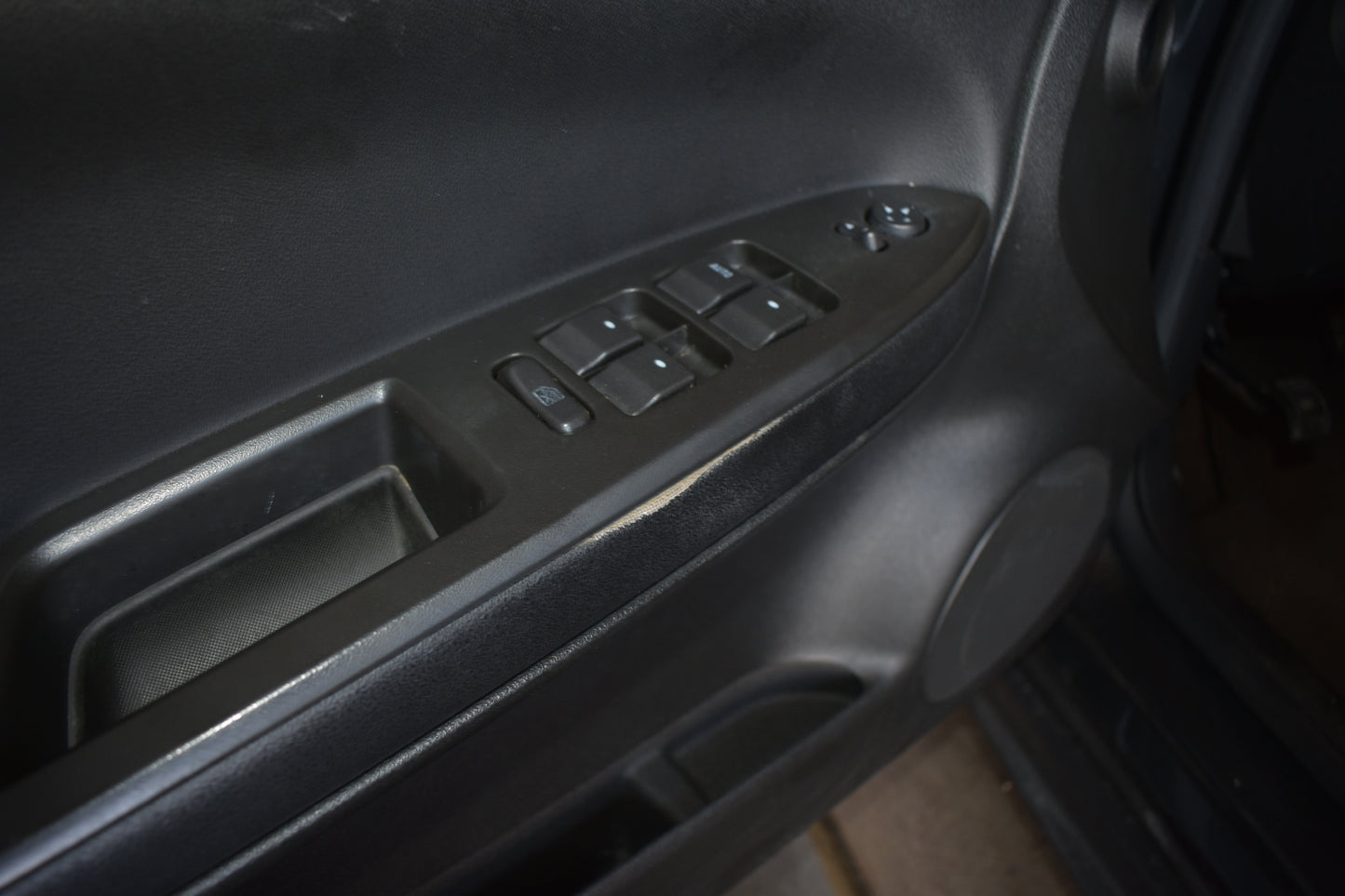 2013 Chevrolet Impala LT | 141,097 Miles | 3.6L - 6 Cylinder | FWD | Sedan | Gray | Pre-owned Vehicle