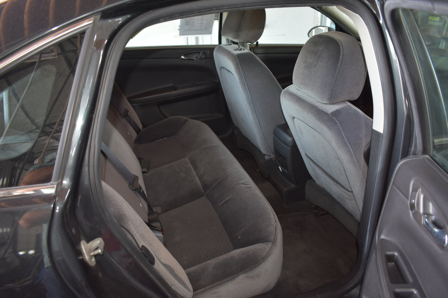 2013 Chevrolet Impala LT | 141,097 Miles | 3.6L - 6 Cylinder | FWD | Sedan | Gray | Pre-owned Vehicle