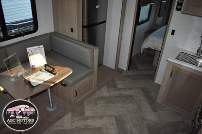 Palomino RV - SolAire Ultra Lite - 243BHS Floorplan  - Travel Trailer - 28 ft - 2023 Edition