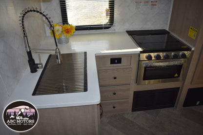 Palomino RV - SolAire Ultra Lite - 243BHS Floorplan  - Travel Trailer - 28 ft - 2023 Edition