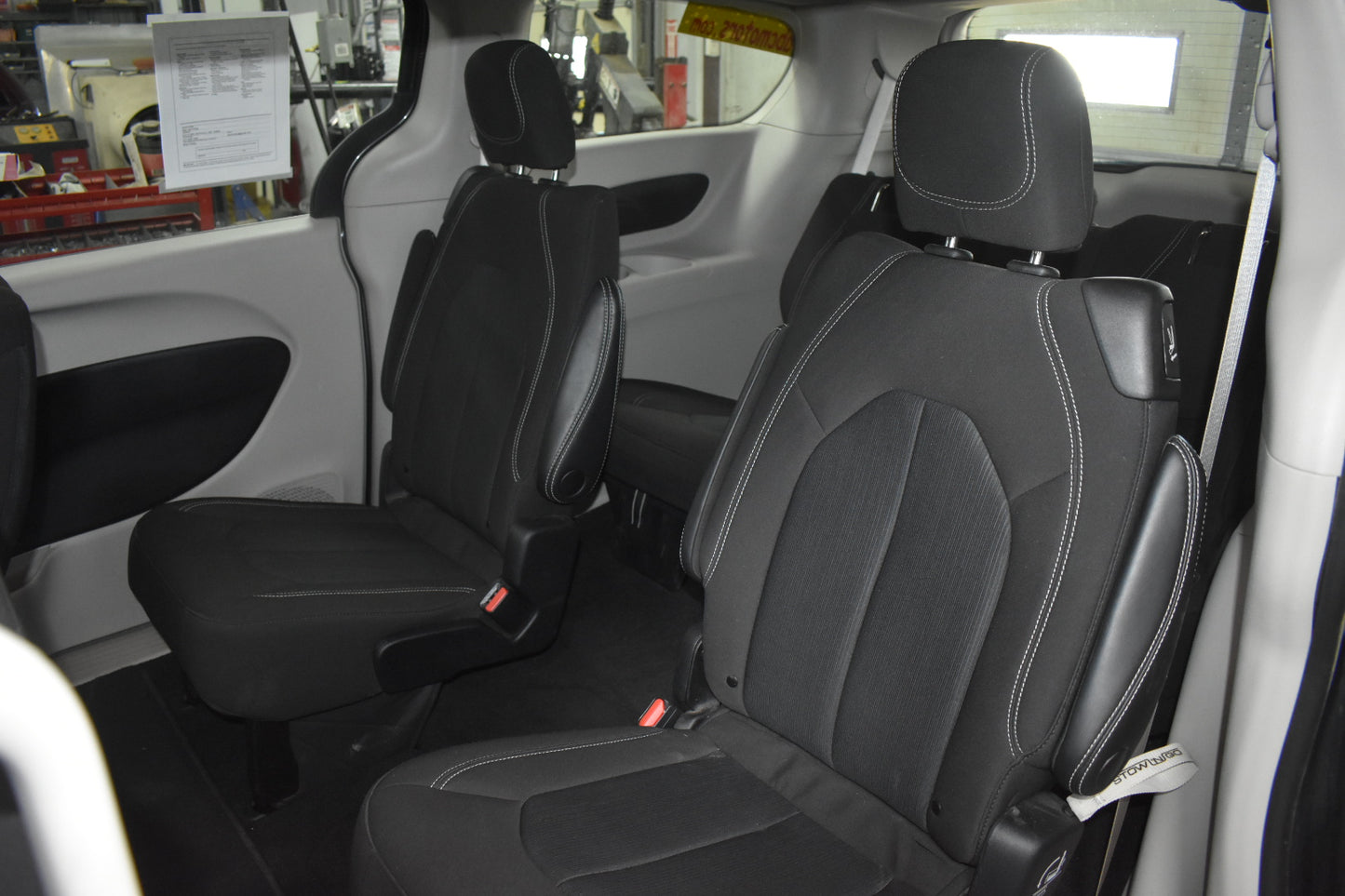 2022 Chrysler Voyager LX - 112,134 Miles - Van - Pre-Owned Vehicle