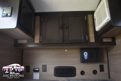 Braxton Creek Bushwhacker - 10HD Floorplan - Travel Trailer RV - 13 ft - 2024 Edition