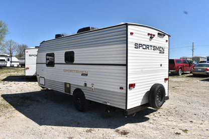 KZ RV Sportsmen Classic - 170MB Floorplan - Travel Trailer - 22 ft - 2025 Edition