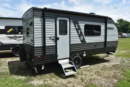 Sunset Park RV Sun Lite - 19RK Floorplan - Travel Trailer RV - 21 ft - 2024 Edition - USED