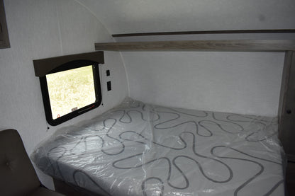 Sunset Park RV Sun Lite - 19RK Floorplan - Travel Trailer RV - 21 ft - 2024 Edition - USED